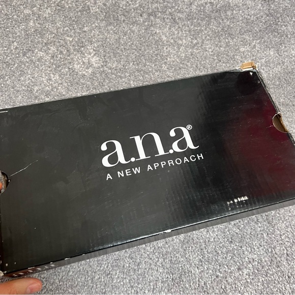 A. N. A. Black suede lace up bow tie pointed Ember Black size 9.5 M comes in box - Picture 7 of 10